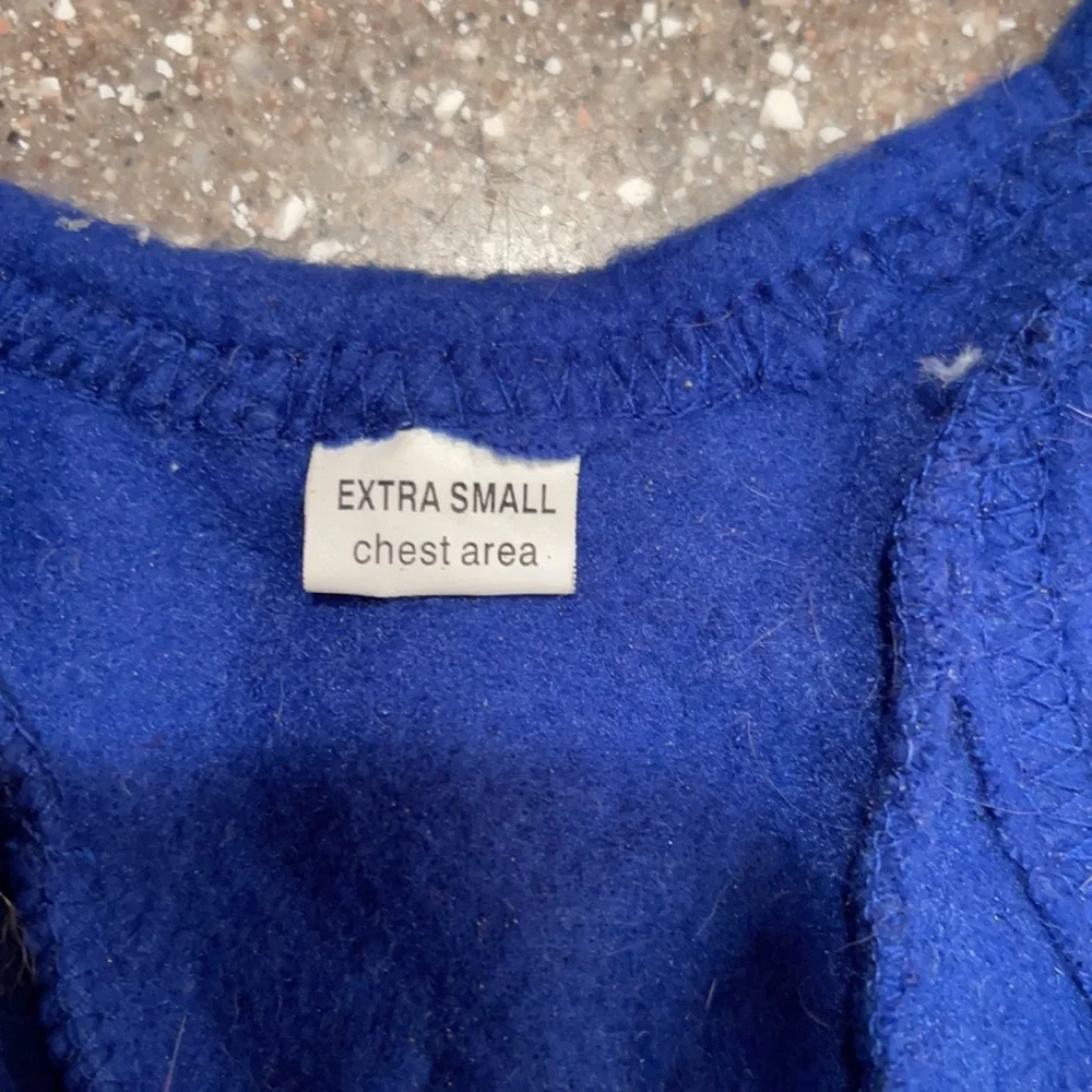 Snuggie for dogs. Size XS - Picture 3 of 4